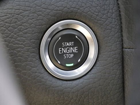 Used 2024 GMC Yukon Denali w/ Denali Reserve Package AWD/4WD image 45