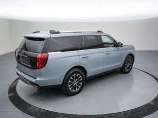 Certified 2025 Ford Expedition Platinum video 4