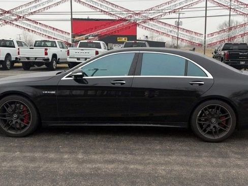 Used 2019 Mercedes-Benz S 63 AMG S 4MATIC Sedan w/ Warmth & Comfort Package image 4