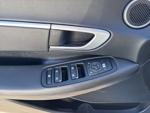 Used 2025 Hyundai Sonata SEL image 14