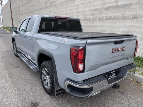 Used 2024 GMC Sierra 1500 SLE w/ Preferred Package AWD/4WD image 6