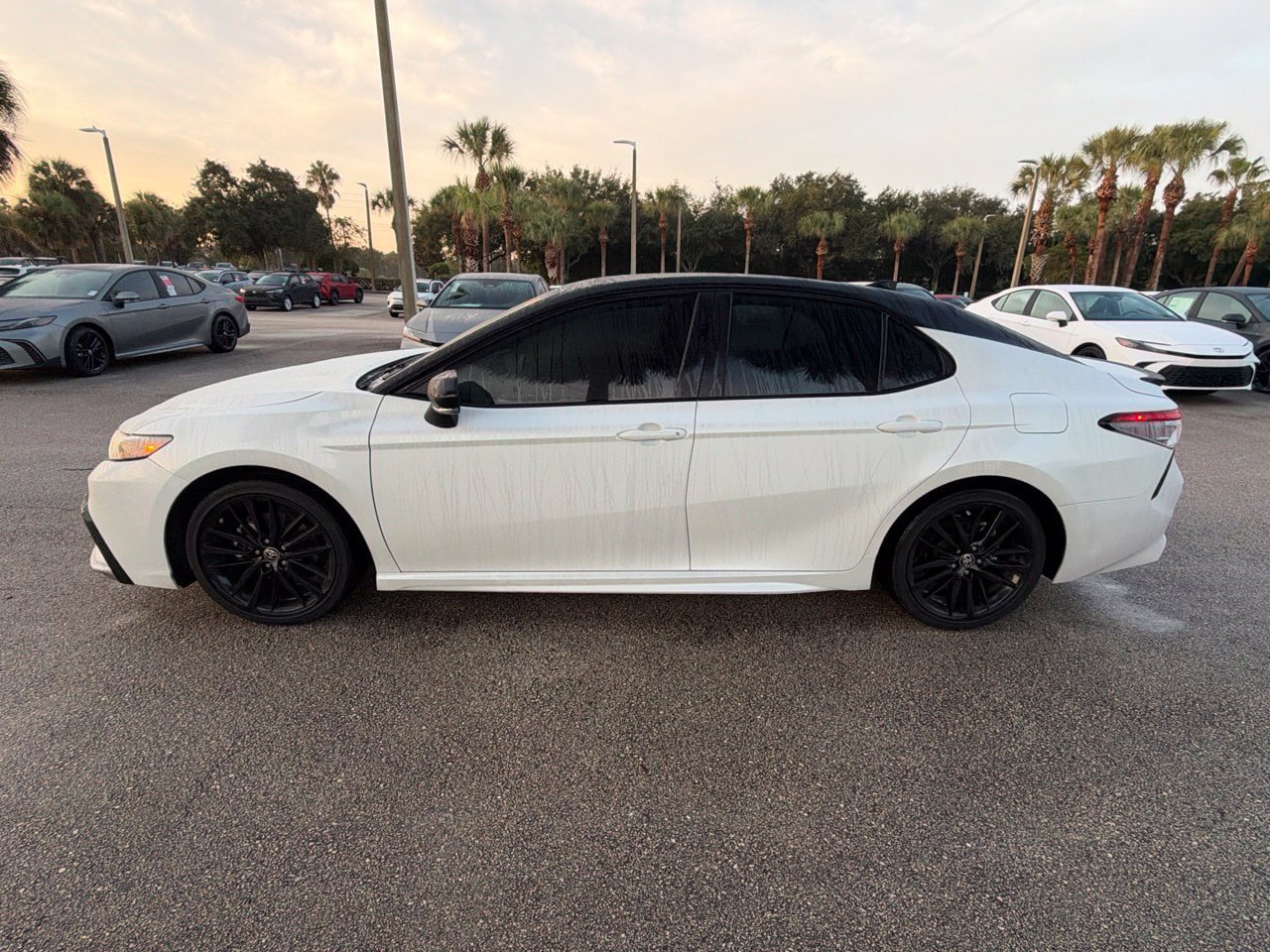 Used 2023 Toyota Camry XSE w/ Navigation Package FWD image 2