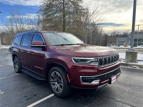 Used 2022 Jeep Wagoneer Series III image 25