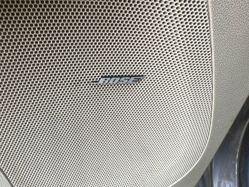 Used 2009 Buick Enclave CXL w/ Driver Confidence Package image 23