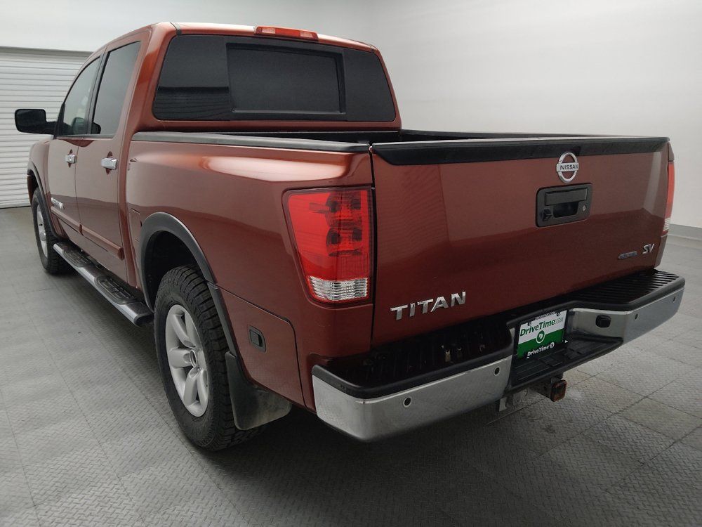Used 2015 Nissan Titan SV RWD image 5
