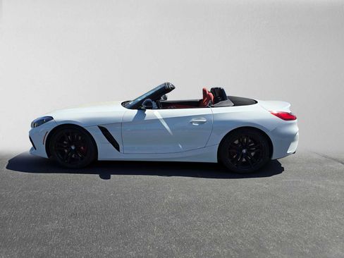 Used 2024 BMW Z4 M40i w/ Premium Package RWD image 6