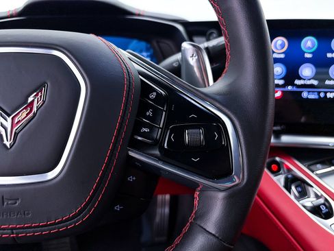 Used 2023 Chevrolet Corvette Stingray Premium Cpe w/ Z51 Performance Package RWD image 33
