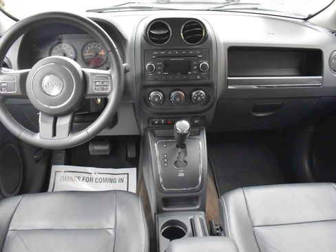 Used 2014 Jeep Patriot High Altitude FWD image 14