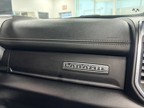 Used 2025 RAM 2500 Laramie AWD/4WD image 14