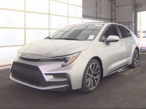 Used 2024 Toyota Corolla SE FWD image 1