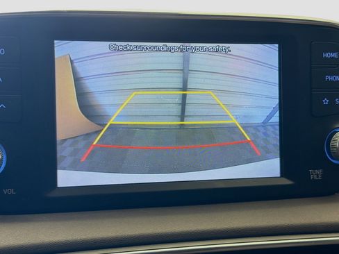 Used 2019 Hyundai Santa Fe SEL FWD image 15