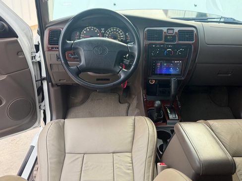 Used 2001 Toyota 4Runner SR5 image 98