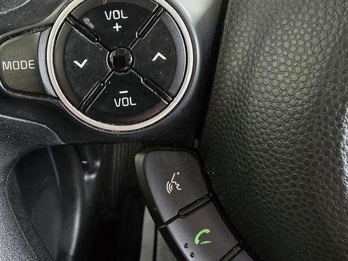 Used 2017 Kia Soul + image 22