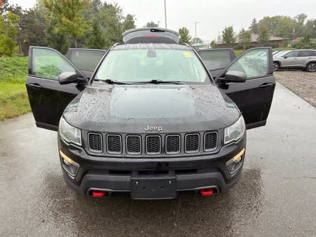Used 2020 Jeep Compass Trailhawk AWD/4WD image 26