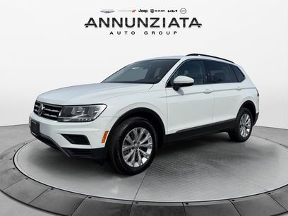 Used 2018 Volkswagen Tiguan SE w/ Panoramic Sunroof Package