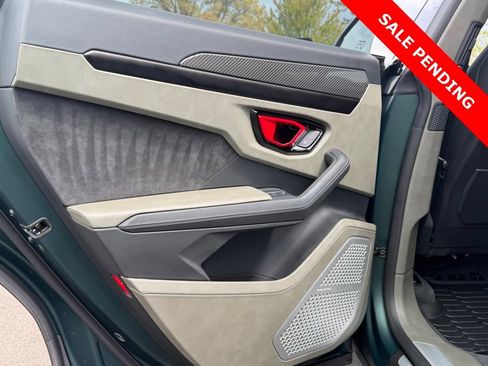 Used 2024 Lamborghini Urus S AWD/4WD image 34