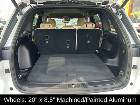 Used 2023 Jeep Grand Cherokee Limited w/ Trailer Tow Prep Group (B) AWD/4WD image 29