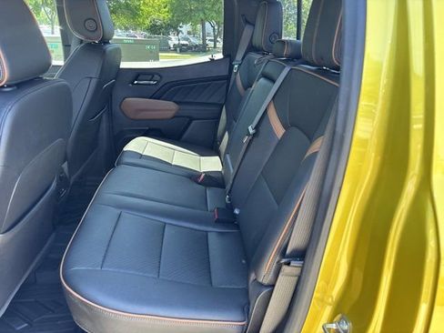 Used 2023 GMC Canyon AT4 w/ AT4 Premium Package AWD/4WD image 17