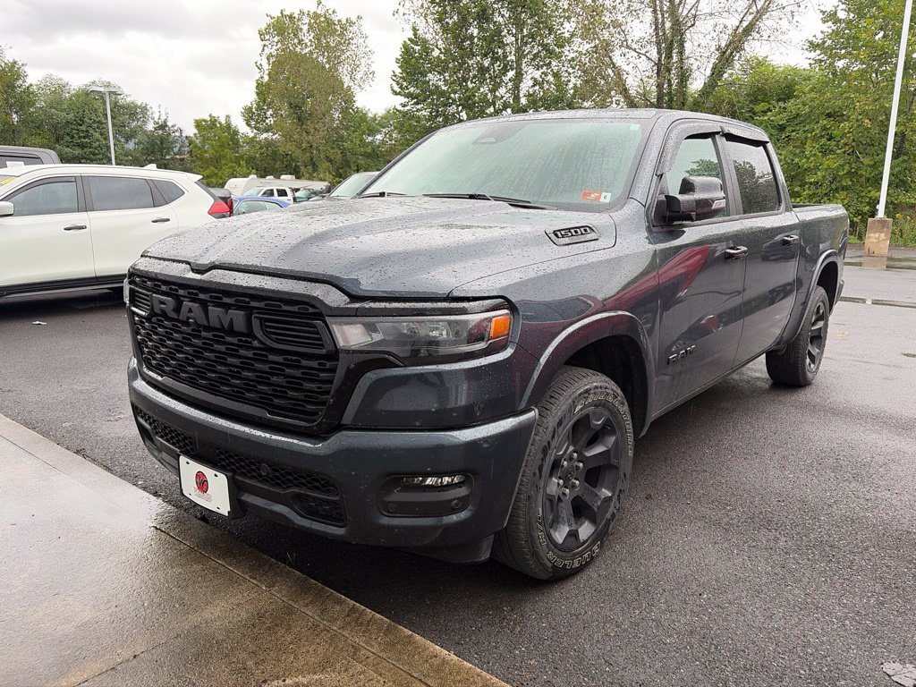 Used 2025 RAM 1500 Big Horn AWD/4WD image 1