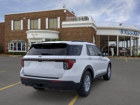 New 2026 Ford Explorer Active AWD/4WD image 8