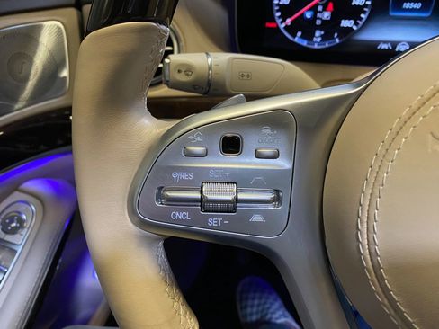 Used 2020 Mercedes-Benz S 560 4MATIC Sedan image 11