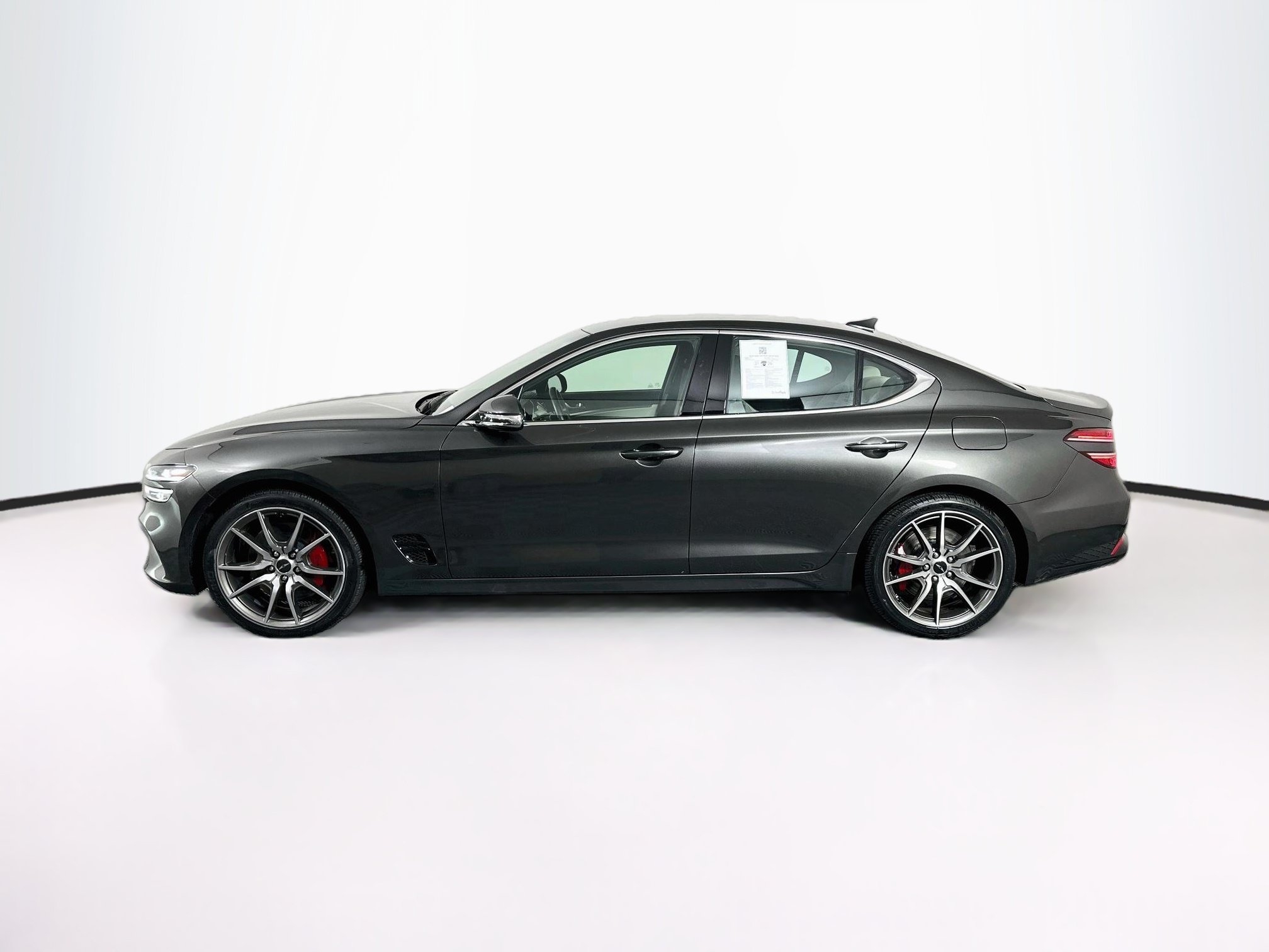 Used 2025 Genesis G70 2.5T RWD image 4