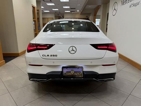 Used 2025 Mercedes-Benz CLA 250 image 4