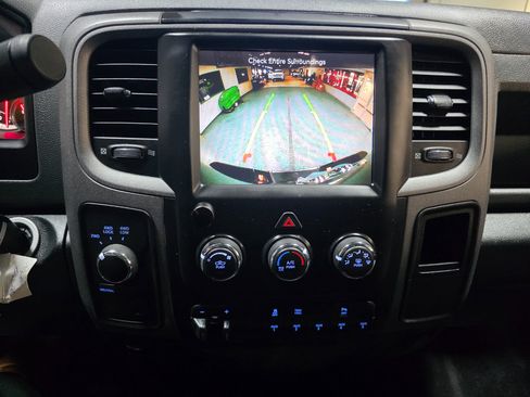 Used 2017 RAM 3500 Tradesman w/ Chrome Appearance Group image 31