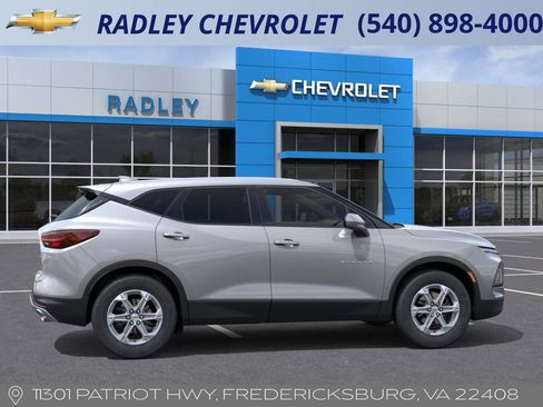 New 2026 Chevrolet Blazer LT image 5