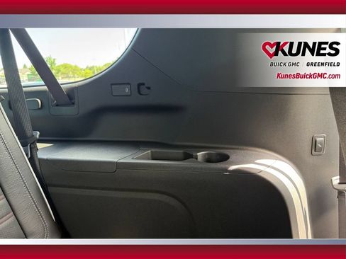 New 2026 GMC Yukon XL AT4 Ultimate w/ LPO, Floor Liner Package AWD/4WD image 36