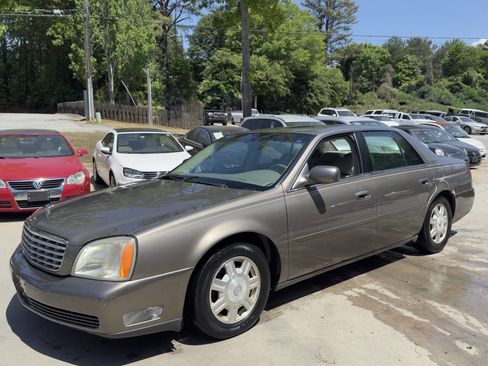 Used 2003 Cadillac De Ville w/ Comfort & Convenience Package image 5