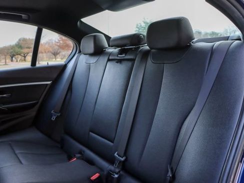 Used 2018 BMW 330i xDrive Sedan image 17