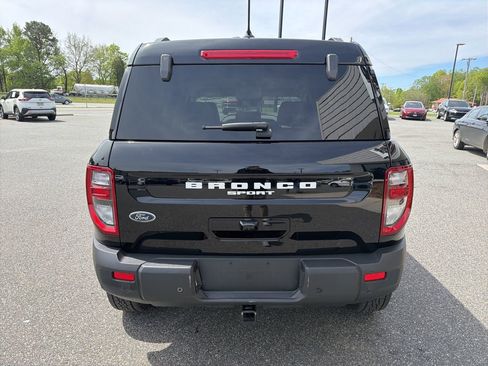 Used 2025 Ford Bronco Sport Badlands image 7