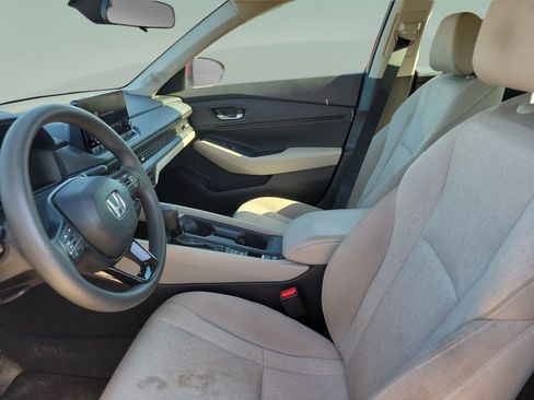 Used 2023 Honda Accord EX image 14