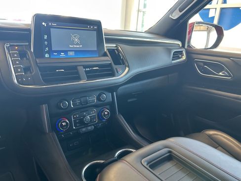 Used 2023 Chevrolet Suburban RST image 24