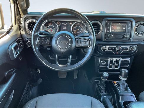 Used 2018 Jeep Wrangler Unlimited Sport S image 5