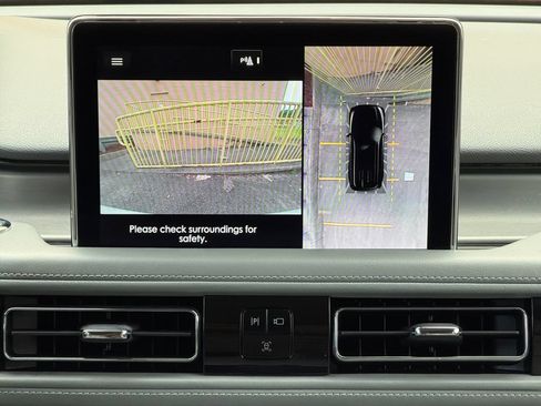 Used 2021 Lincoln Aviator Reserve w/ Elements Package Plus RWD image 12