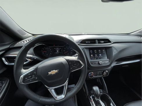 Used 2023 Chevrolet TrailBlazer ACTIV image 24