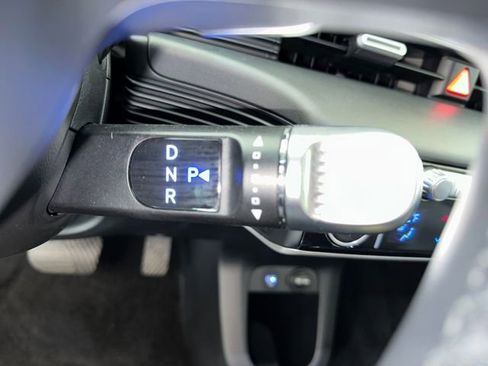 Used 2024 Hyundai Ioniq 5 SE RWD image 20