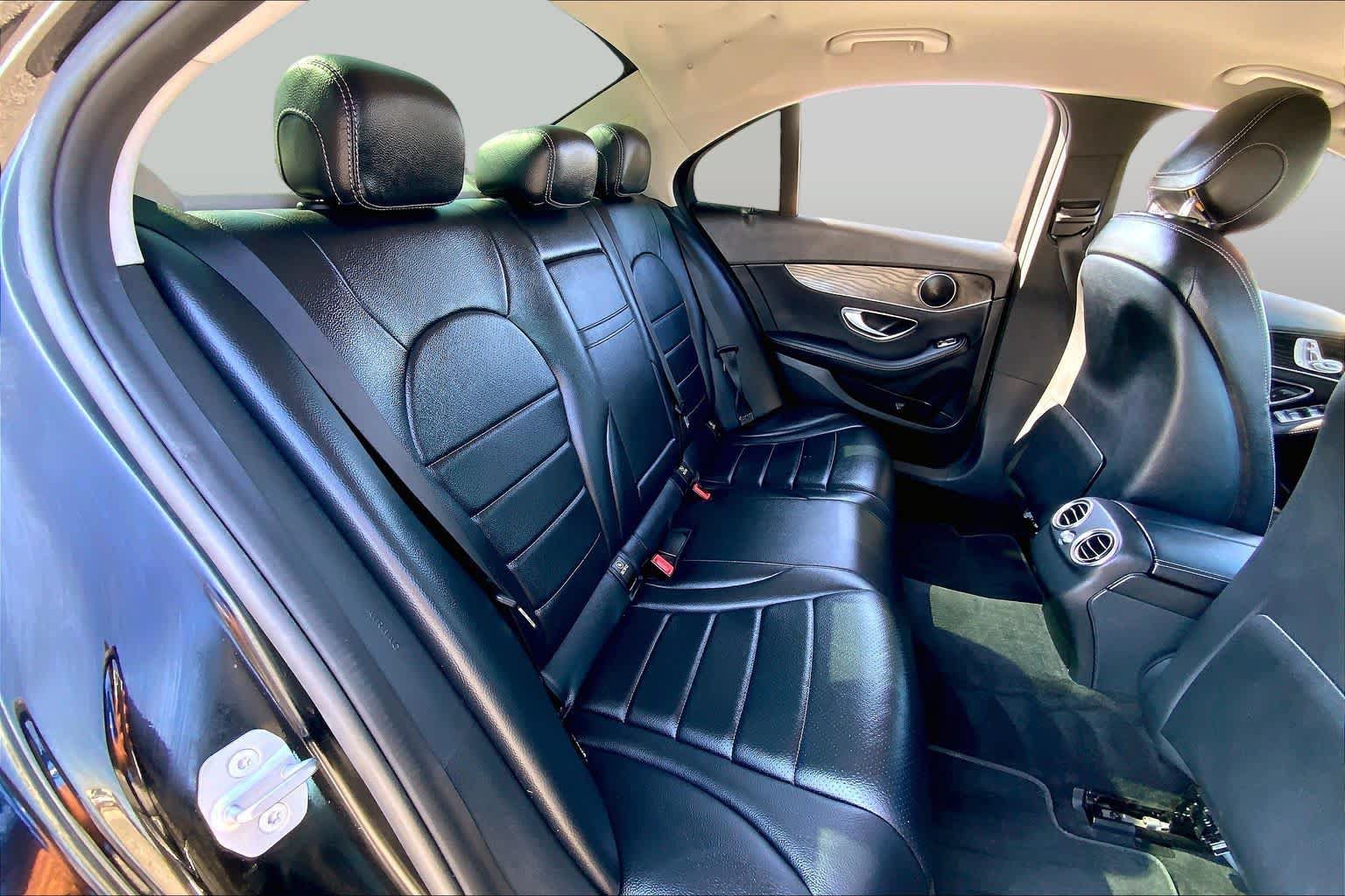 Used 2017 Mercedes-Benz C 300 Sedan image 19