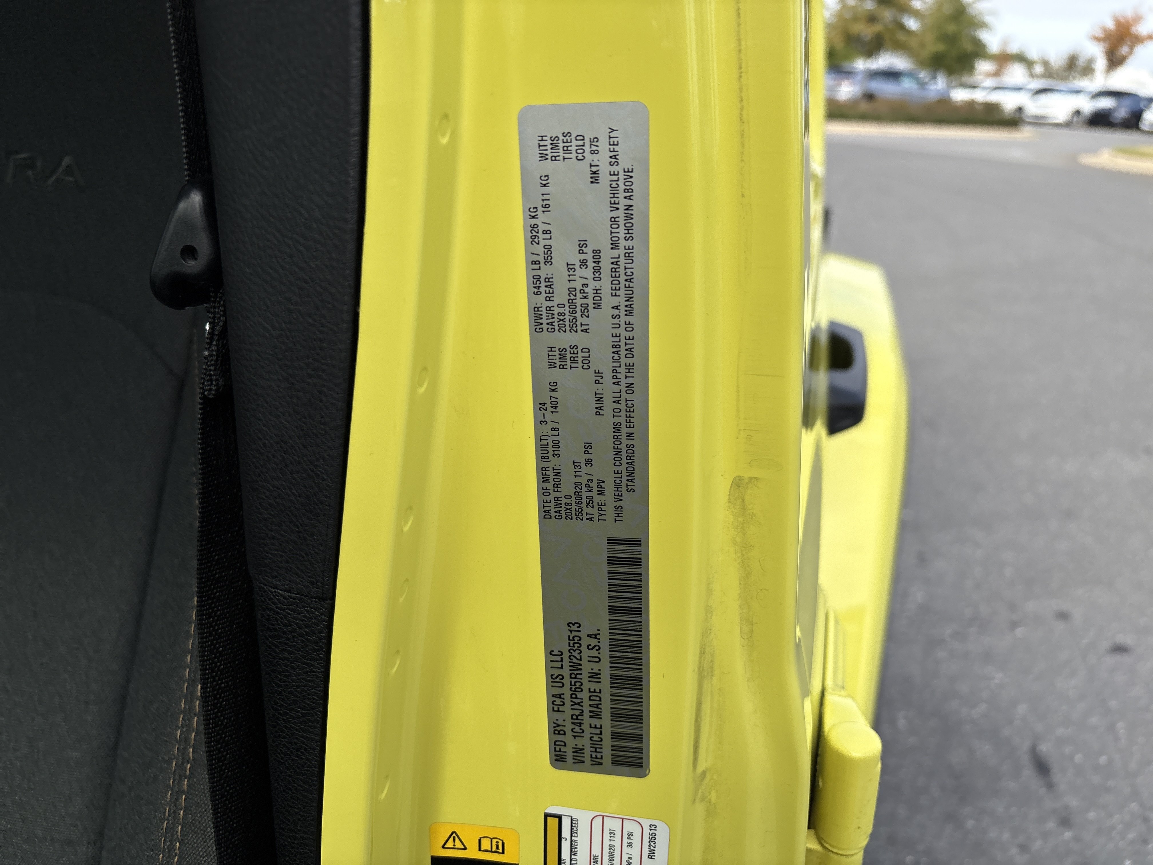 Used 2024 Jeep Wrangler Unlimited Sahara AWD/4WD image 35