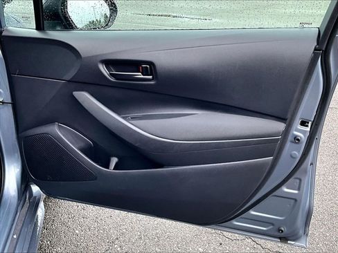 Used 2024 Toyota Corolla LE FWD image 12