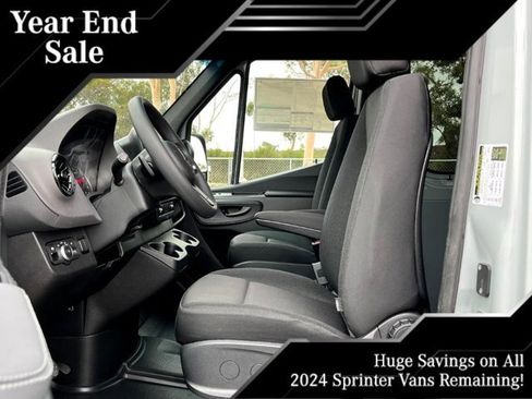 New 2024 Mercedes-Benz Sprinter 2500 image 20