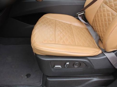 Used 2022 Cadillac Escalade Premium Luxury w/ LPO, Floor Liner Package image 39