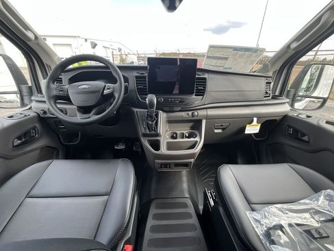 New 2026 Ford Transit 250 148 Medium Roof w/ Load Area Protection Package RWD image 33