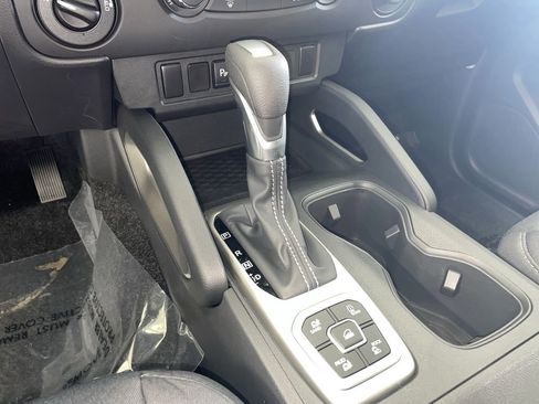 New 2026 Nissan Frontier SV w/ Tow Package image 26