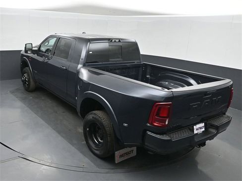 New 2026 RAM 3500 Limited image 32