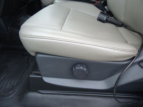 Used 2022 Ford F350 XL w/ Power Equipment Group image 20