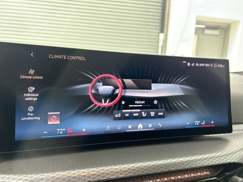 New 2026 BMW 330i xDrive Sedan w/ Premium Package AWD/4WD image 17