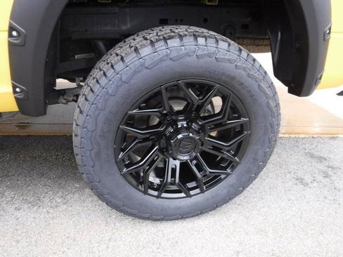Certified 2024 RAM 2500 Tradesman AWD/4WD image 3